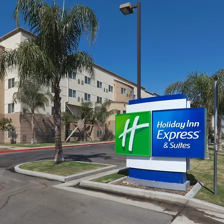 Holiday Inn Express & Suites Bakersfield Central By Ihg-3