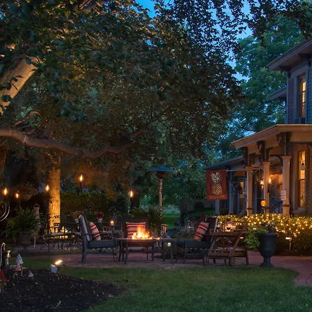 Sutherland House Victorian Bed And Breakfast-2