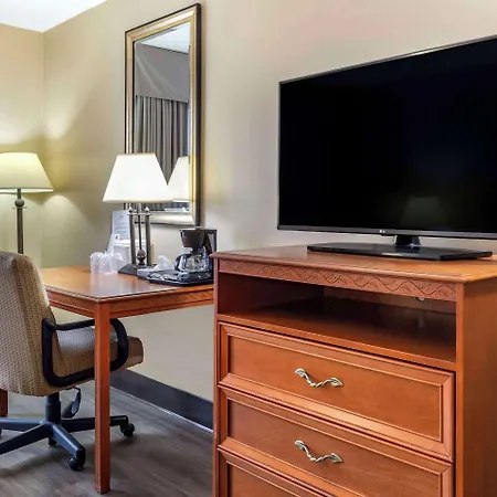 Econo Lodge & Suites Southern Pines - Pinehurst-2
