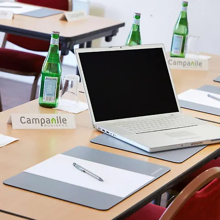 Campanile Versailles Buc-3
