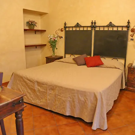 Hotel Italia Cortona-3