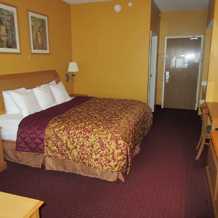 Parkfield Inn - Warsaw-2