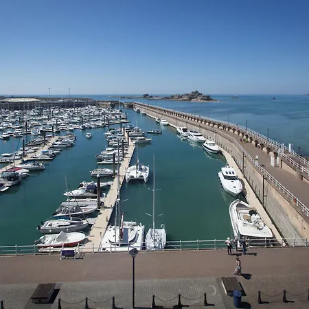 Radisson Blu Waterfront Hotel, Jersey-2