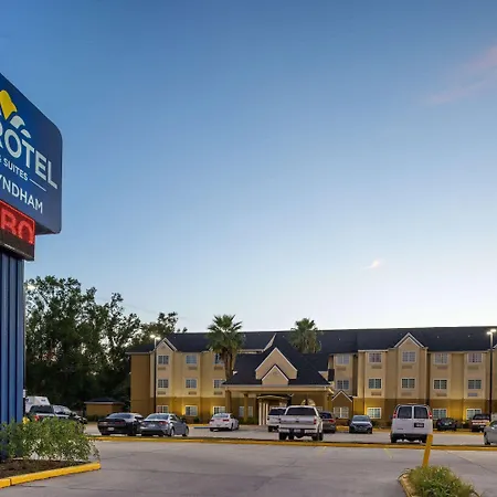 Microtel Inn & Suites By Wyndham Of Houma-3