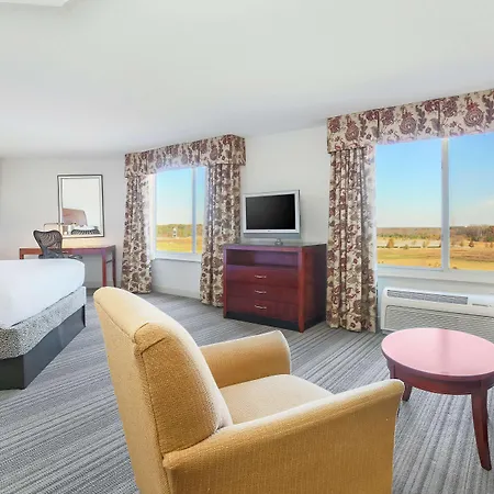 Hilton Garden Inn Roanoke Rapids-3