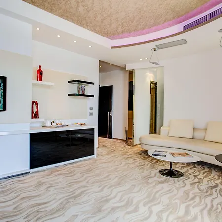 Hotel Premier & Suites - Premier Resort-3
