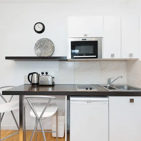 Hyde Park Executive Apartments-2