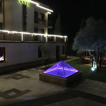 Hotel Al Ritrovo-3