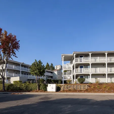 Surestay By Best Western Fairfield Napa Valley-3