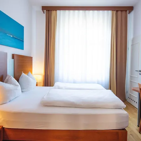Hotel Graf Zeppelin-2