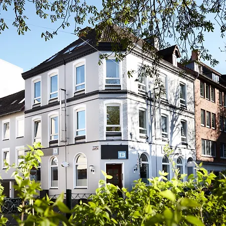 Hotel Liegeplatz 13 Kiel by Premiere Classe-2