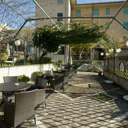Hotel Villa Ricci&Benessere-2