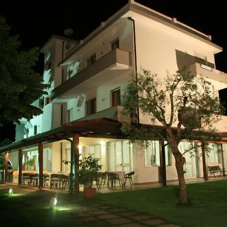 Hotel La Bussola-2