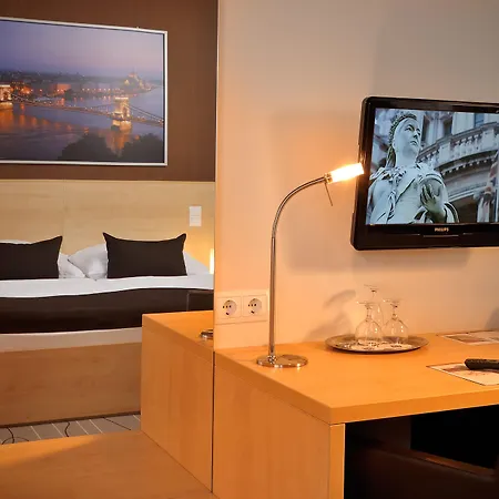 Promenade Hotel By Mellow Mood Hotels-3