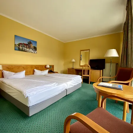 Park Hotel Fasanerie Neustrelitz-3