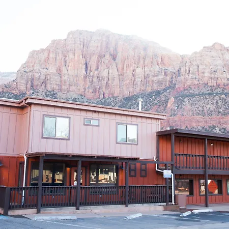 Petty Ranch Inn-3