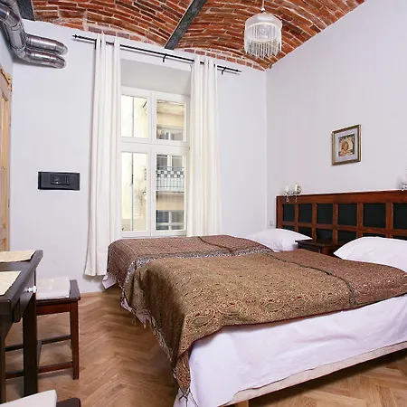 Antique Apartments Plac Szczepanski-2