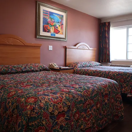 Capri Motel Santa Cruz Beach Boardwalk-3