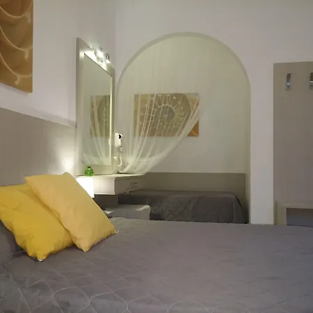 Brother'S Hotel-3