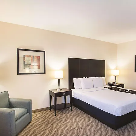 La Quinta By Wyndham Glen Rose-2