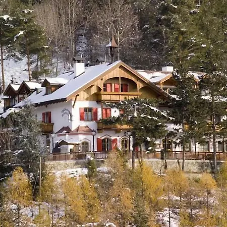 Hotel Waldheim Belvedere-2