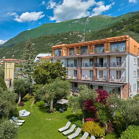 Eco Hotel Ariston-3