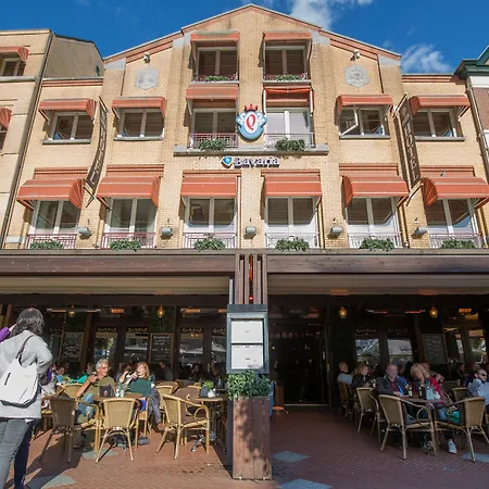 Queen Hotel-3