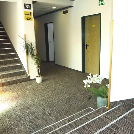 Lipa, Hotel&Bistro-2