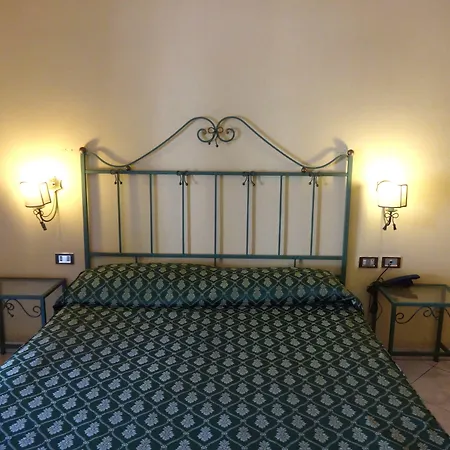 Hotel Centrale Europa-3