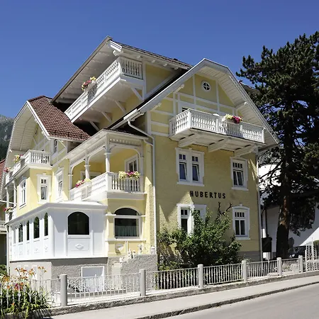 Hotel Garni Hubertus-Nostalgie&Charme-3