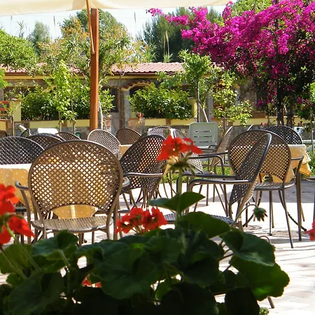 Hotel Villaggio Tabù-3