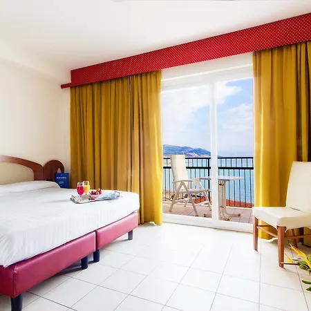 Piccolo Hotel-2