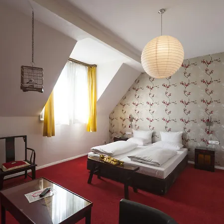 Hotel am Berg-2