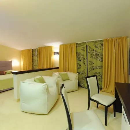 Grand Hotel Paradiso-3