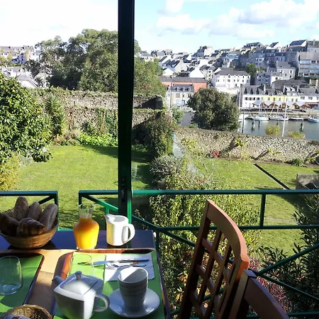 Cit'Hotel Du Port Rhu-3