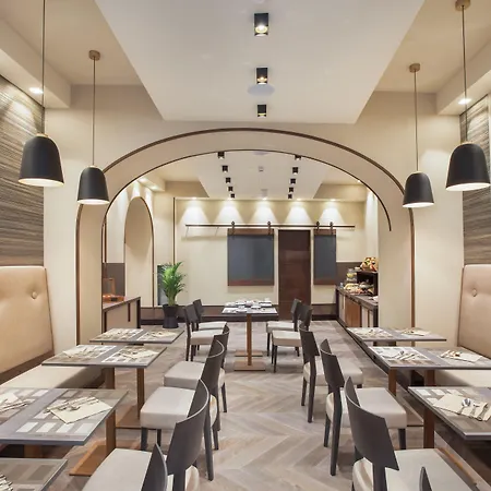 Solo Experience Hotel-3