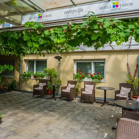 Hotel Tabor Maribor-3