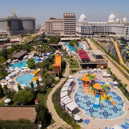 Saturn Palace Resort-2