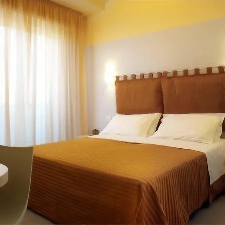 Hotel Commodore-2