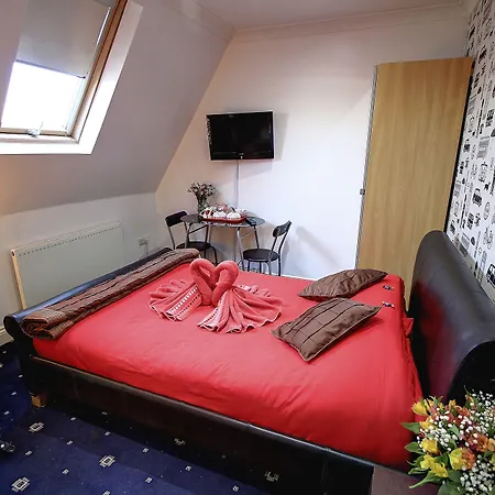 Beaconsfield Hotel-2