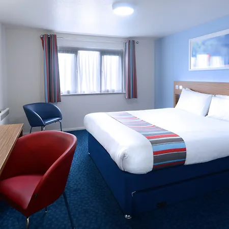Travelodge Limerick Castletroy-3