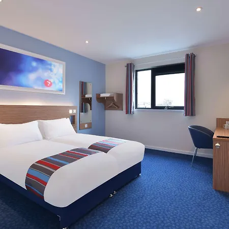 Travelodge Limerick Castletroy-2