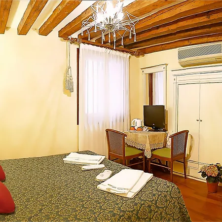 Hotel San Luca Venezia-3