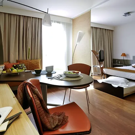 Aparthotel Adagio Nantes Centre-2