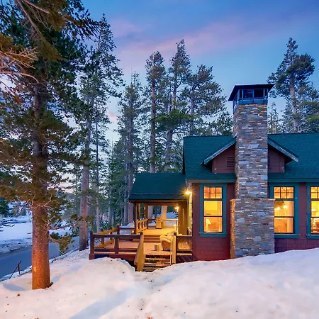 Tamarack Lodge-3