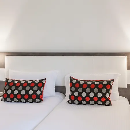 Au Comté d'Ornon Hôtel&Spa-3