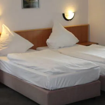 Filmhotel Lili Marleen Potsdam-2