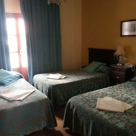 Hotel Almona-3
