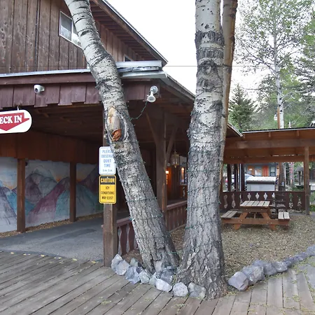 Alpine Lodge Red River-2