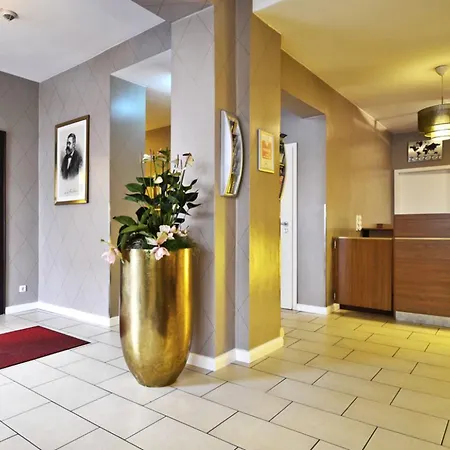 Comfort Hotel Tom Kyle-2